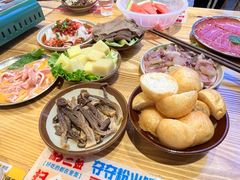 -黔二妞地摊火锅(龙华清湖店)