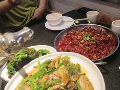 -万重锦·人文川菜馆(骡马市店)