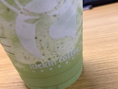 -瑞幸咖啡(万科红立方大厦店)