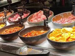 自助取餐区-钱小奴海鲜自助黑金店(杭州滨江龙湖店)