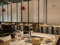 -尚尚仙·酸汤猪手·猪肚鸡火锅(华联万柳购物中心店)