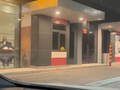 -麦当劳(杨林得来速店)