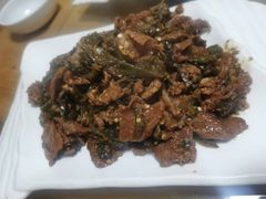 辣椒干炒牛肉-日光牛肉汤饭(海林店)