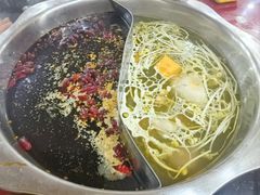 -储奇门鳝鱼火锅(总店)