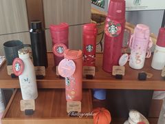 -星巴克臻选(上海虹桥新天地三店)