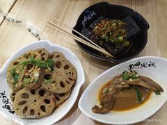 -黑白电视长沙小吃(美林M·LIVE天地东座店)