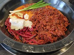 -虎贲三拖八老火锅(洋人街店)