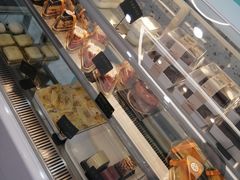 面包甜点陈列柜-美事客·面包·蛋糕·甜品(CBD店)