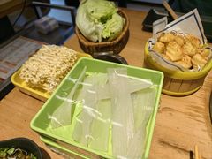 -牛串门串串香(东直门簋街总店)