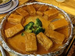 -东方之猪四更烤乳猪(金垦总店)