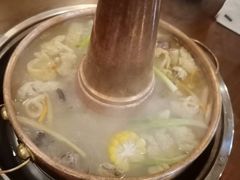-岳记兴隆·青城腊排铜火锅(融创店)