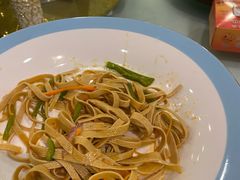 -木卡买提新疆餐厅·清真(新里海顿公馆店)