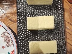 娜帕里勇-天山集市(和家乐广场店)