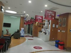 -雅悦齿科(顾村公园店)