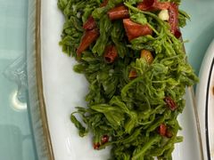 -伊源鼎盛餐饮服务有限公司