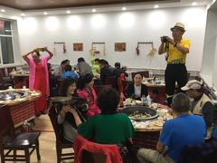 -粘豆包柴火铁锅炖