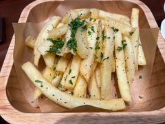 -8PINTS八品脱·日料·烧鸟·精酿小酒馆(莘庄店)