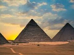 -吉萨金字塔群