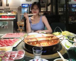 -时尚殿堂明星门店