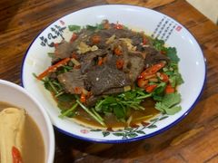 -老三样·美食研究中心(世贸路店)