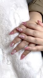 -UGIRL有个美甲