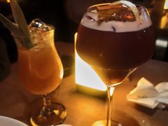 -FOUR PLAY BAR