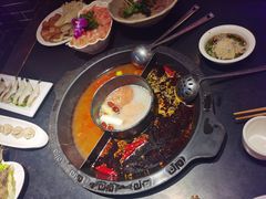 -怡品川宇火锅(宝立方店)