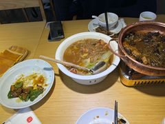 -关东小磨东北菜(上海长风大悦城店)
