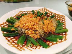 蒜蓉粉丝蒸秋葵-咪咪川菜(太乙路店)