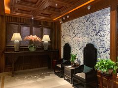 -八府香鸭·啫啫煲(华山路店)