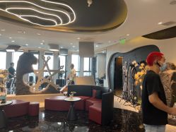 -TOP HAIR SALON
