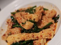 菠菜拌面筋-谷丽麦馕新疆菜·清真(步步高梅溪新天地店)