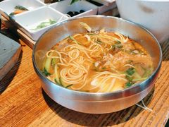 -秋香家韩式炭火烤肉(荷园路店)