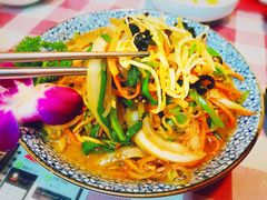 -益百岁牛尾汤(香山路店)