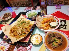 -赵财财·肠粉·煲仔饭(华润万象城店)