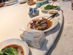 -鲁菜根·泰山菜(泰山店)