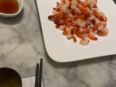 手剥河虾仁-蝶园·装修中(BFC外滩金融中心店)