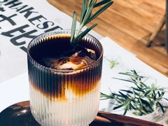 -ZING COFFEE 镜咖啡