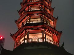 -绳金塔