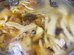 土鸡菌汤锅-菌极鲜野生菌火锅店(阳明祠店)