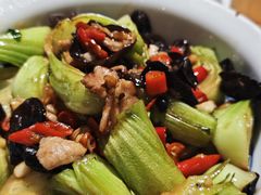 白菜梗炒肉-欧记大排档·景德菜(上海首店)