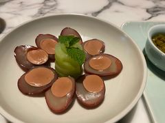 鸽蛋酿鹅肝-杭州君悦酒店·湖滨28中餐厅