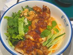 -美奈小馆·越南料理(中航城君尚购物中心店)