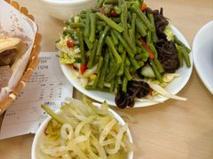 -闫家驴肉老店(华电一校店)
