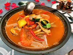冬阴功海鲜一品锅-新加坡珍宝海鲜JUMBO Seafood(西安skp店)