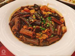 -山明水秀大饭店