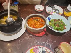 石锅肥牛-新白鹿餐厅(爱琴海购物中心店)