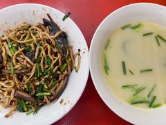 农家红炒长鱼炒面-三百碗宝应长鱼面(板仓街店)