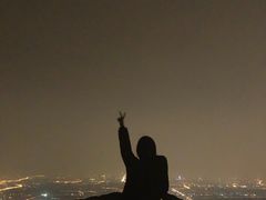 -鬼笑石后山停车场