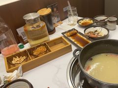 -汤宴·参须肚包鸡(南京路店)